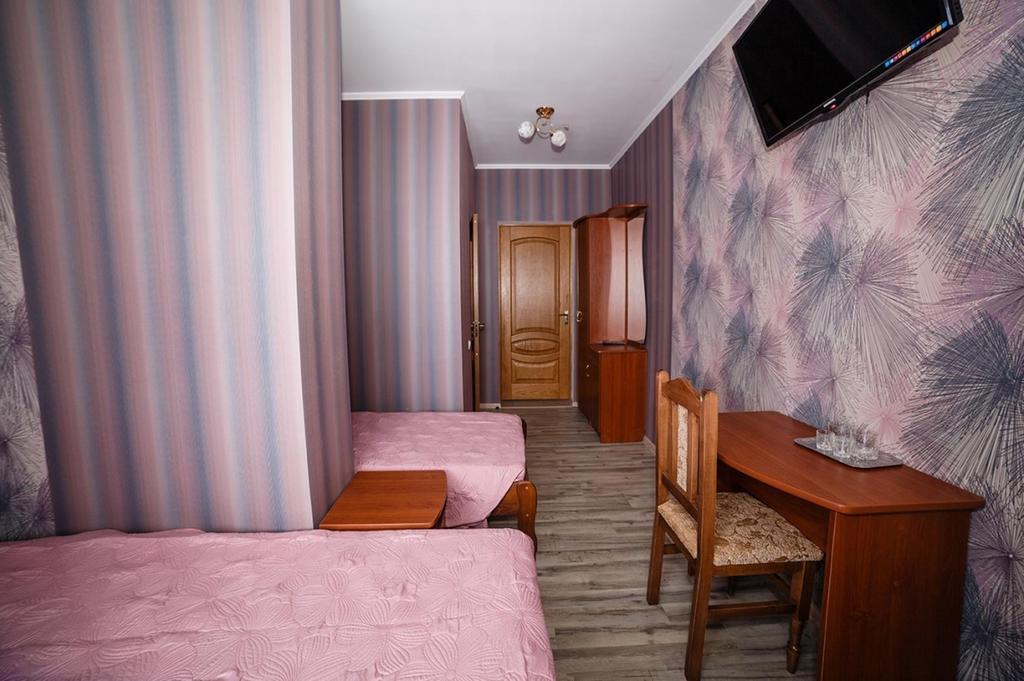 فندق Lutsʼkفي  Corner House المظهر الخارجي الصورة